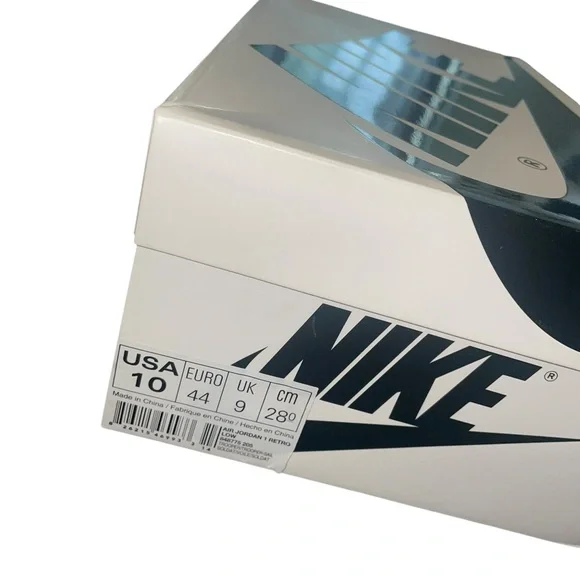 Air Jordan retro 1 swooshless shoes size 10 - Picture 6 of 7